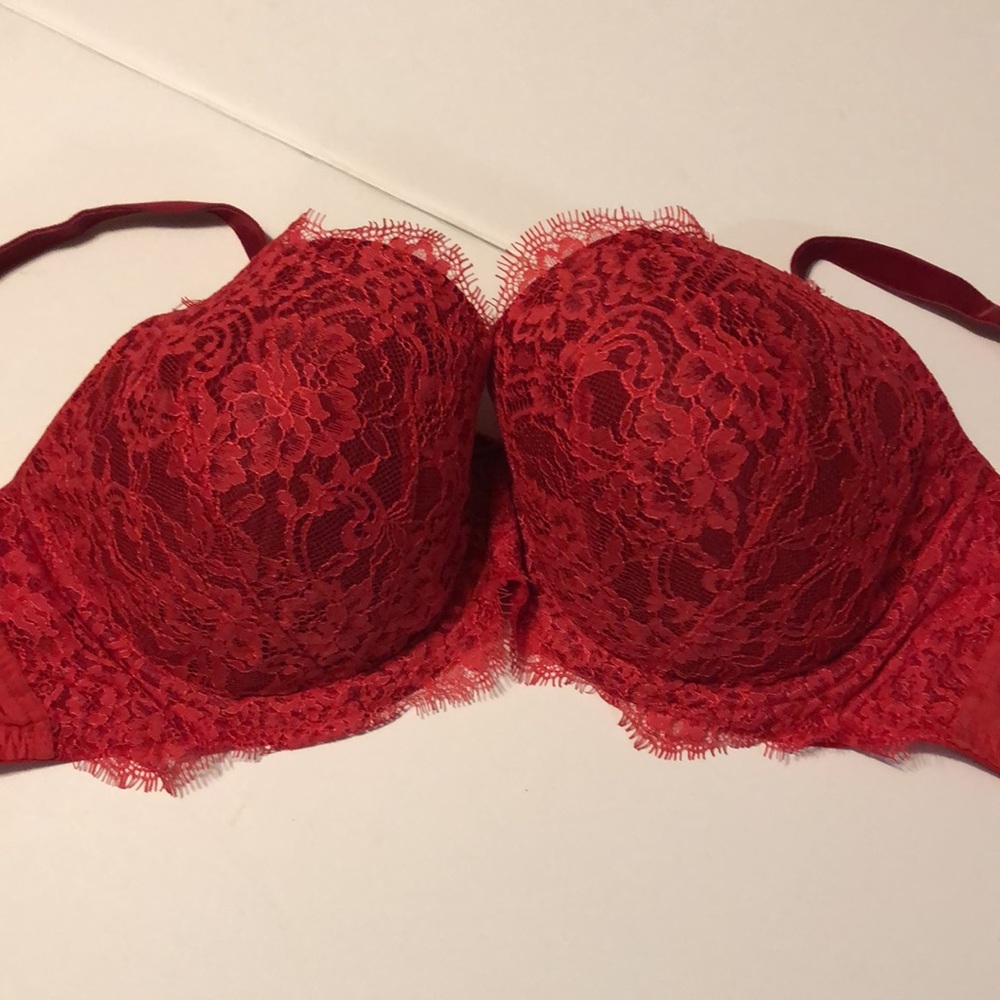 Victoria’s Secret dream Angels bra. 38D